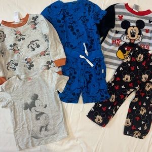 3T Disney Mickey Mouse bundle